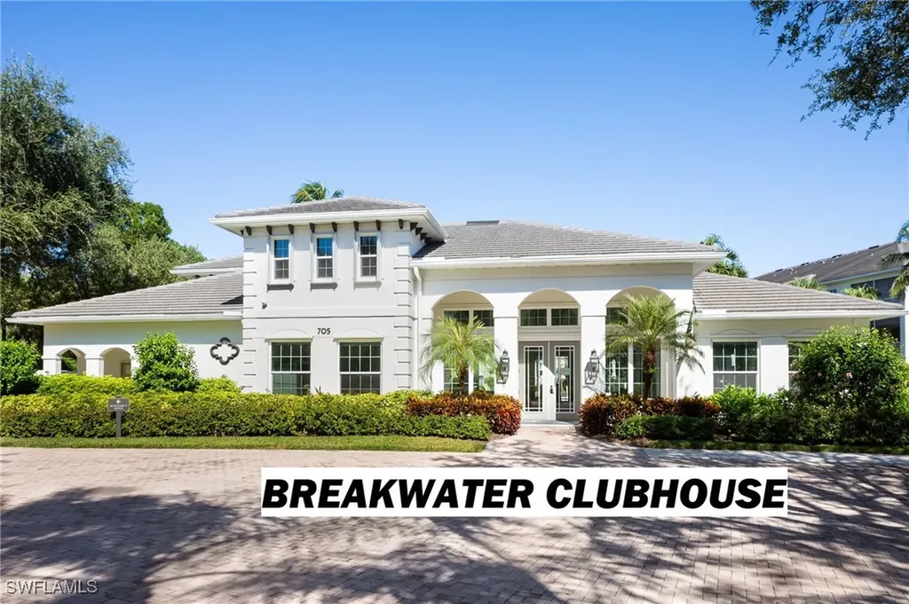 815 Bentwater Circle Naples FL 34108