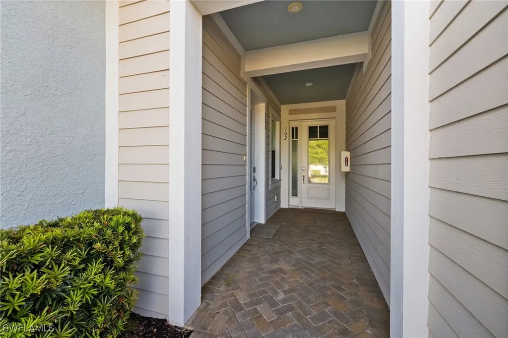 4607 Arboretum Circle Naples FL 34112