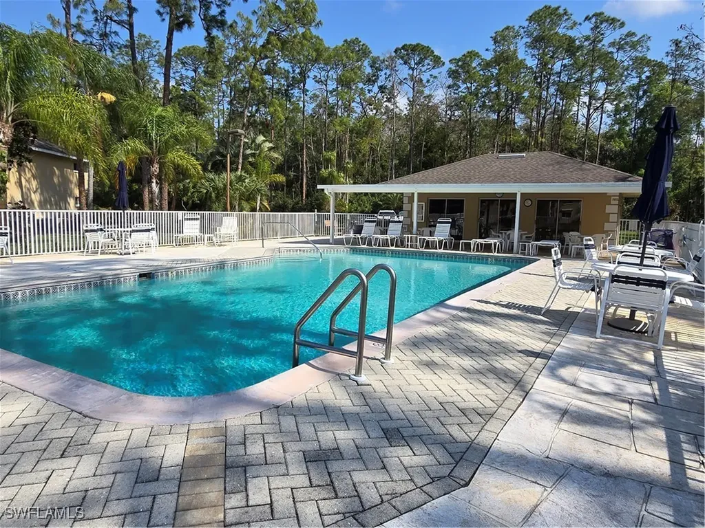 5622 Woodmere Lake Circle Naples FL 34112