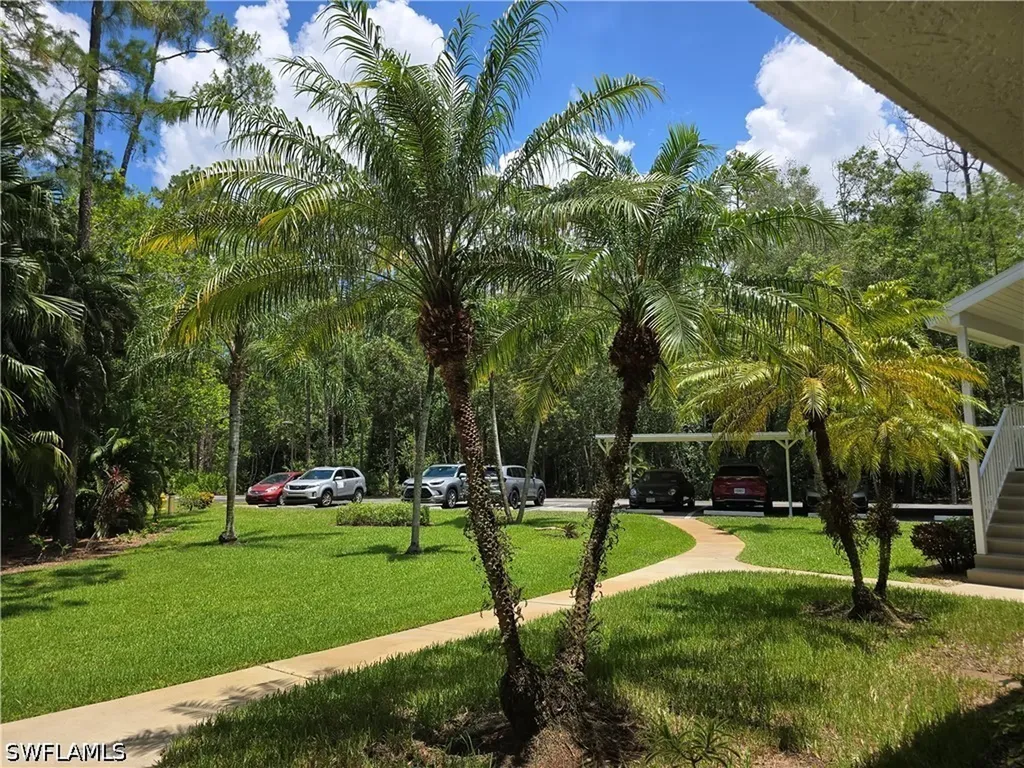5622 Woodmere Lake Circle Naples FL 34112