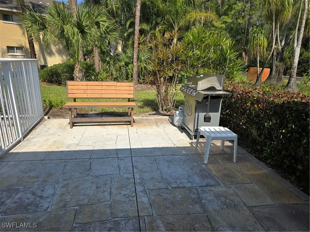 5622 Woodmere Lake Circle Naples FL 34112