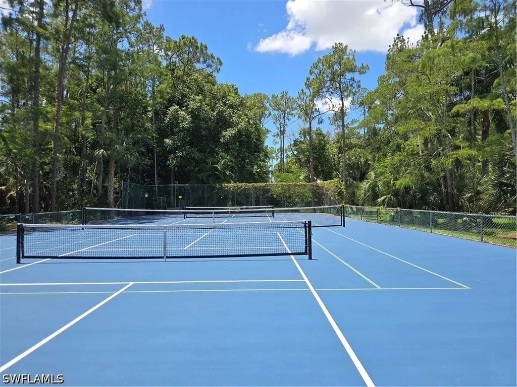 5622 Woodmere Lake Circle Naples FL 34112
