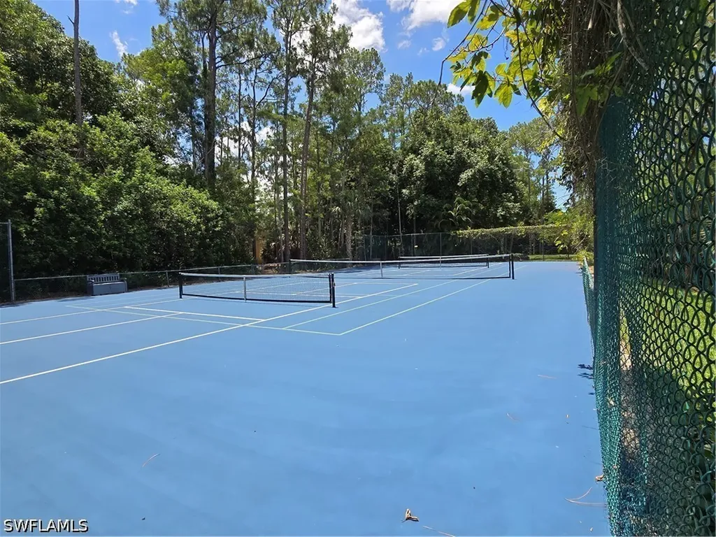 5622 Woodmere Lake Circle Naples FL 34112