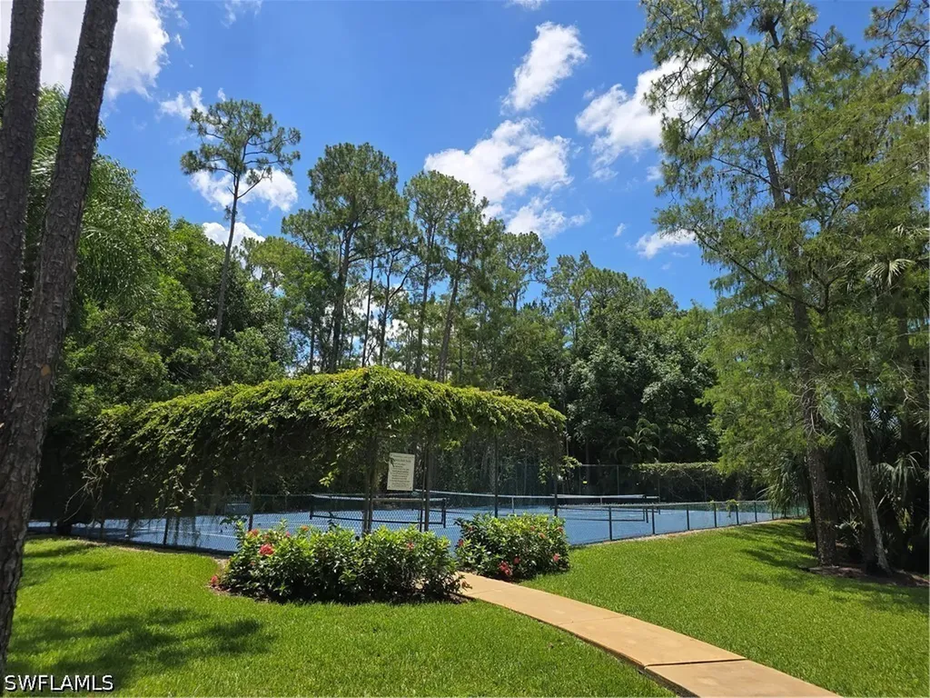 5622 Woodmere Lake Circle Naples FL 34112