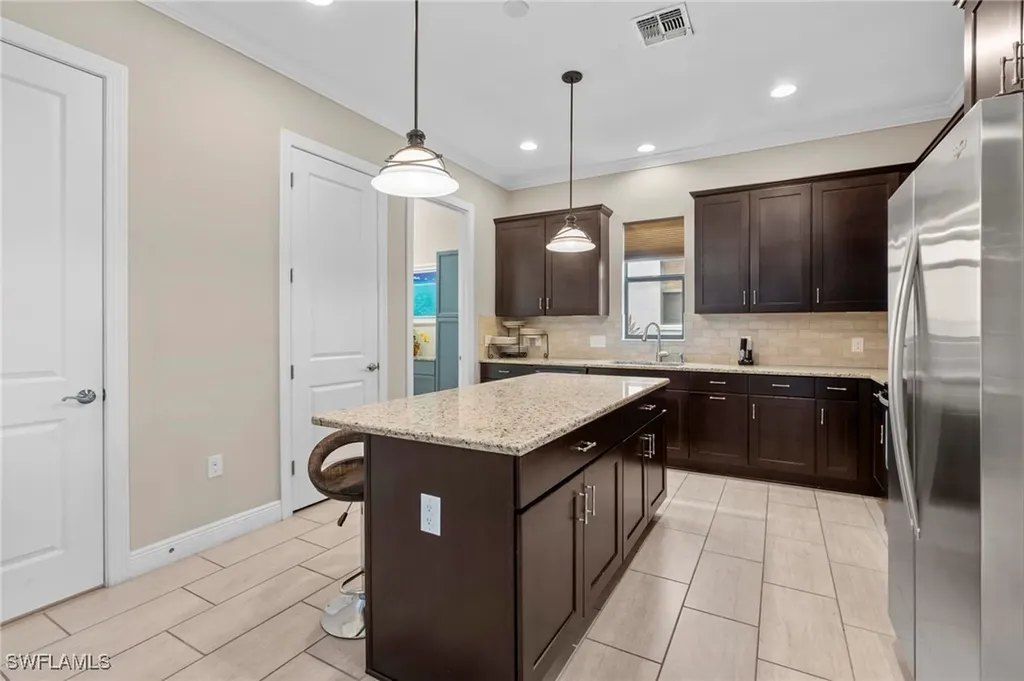 1300 Kendari Terrace Naples FL 34113