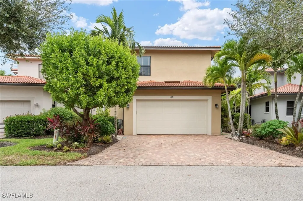 1300 Kendari Terrace Naples FL 34113