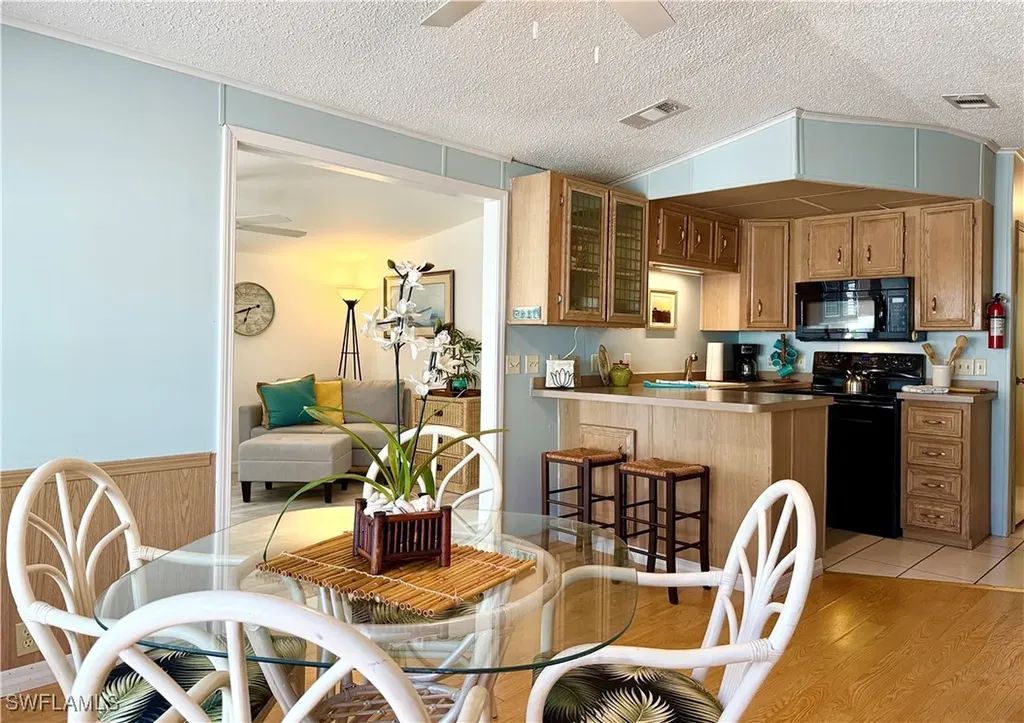 88 Vanda Sanctuary Naples FL 34114