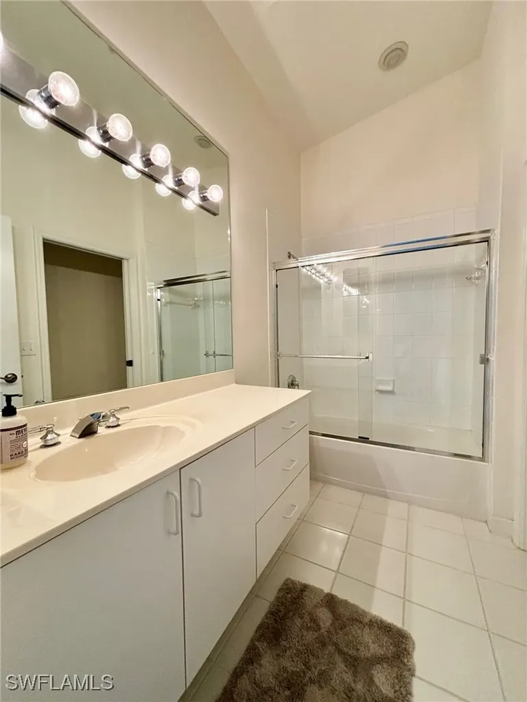 6650 SE Beach Resort Drive Naples FL 34114