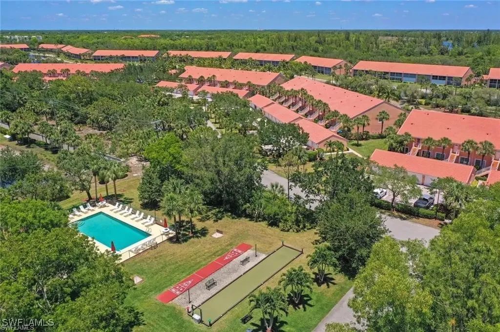 6650 SE Beach Resort Drive Naples FL 34114