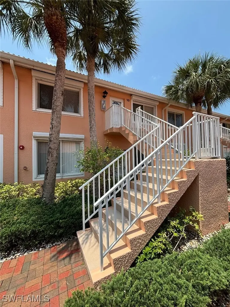 6650 SE Beach Resort Drive Naples FL 34114