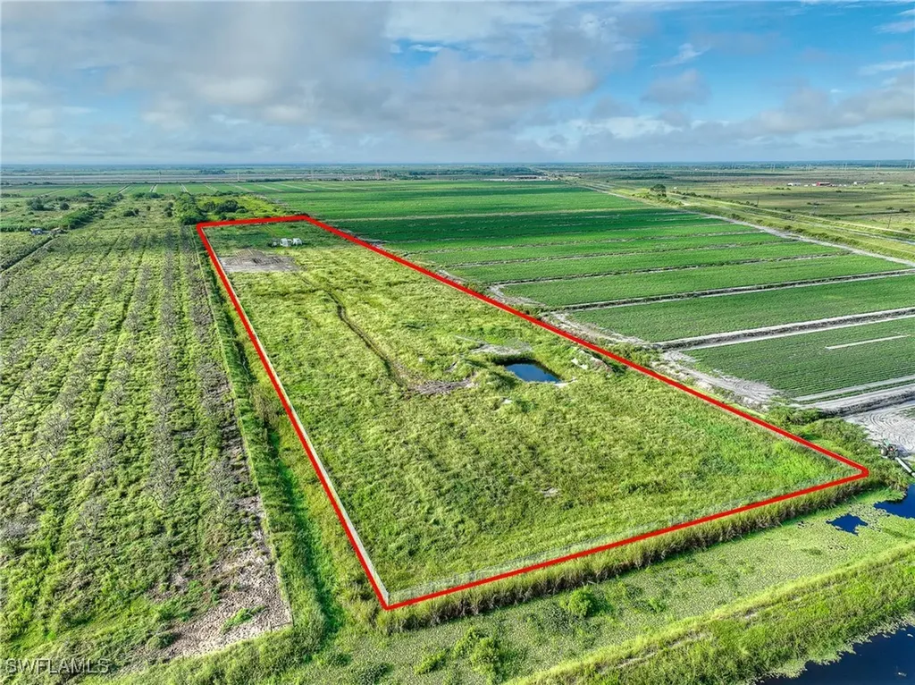 7050 6th Road Labelle FL 33935