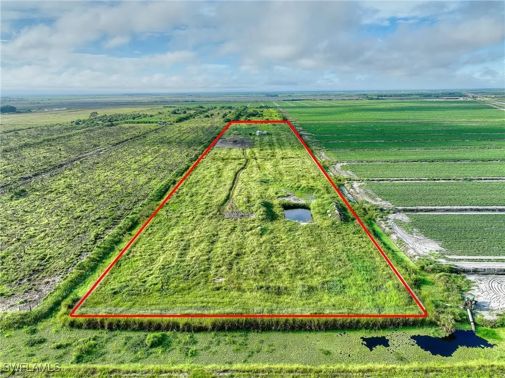 7050 6th Road Labelle FL 33935