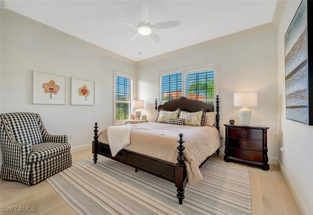 2542 Marquesa Royale Lane Naples FL 34109