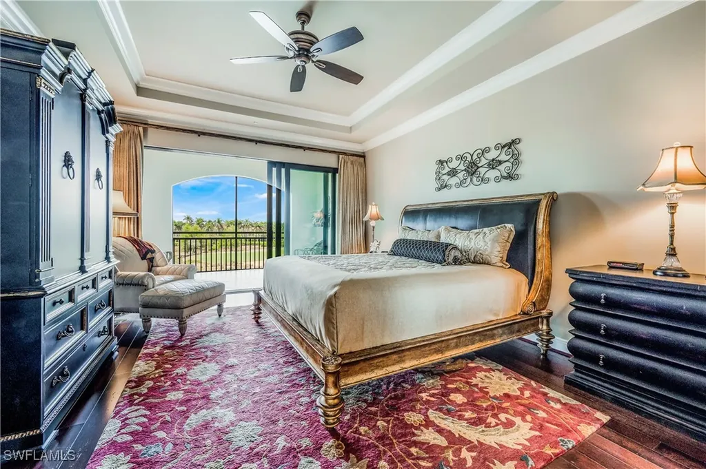 2555 Marquesa Royale Lane Naples FL 34109