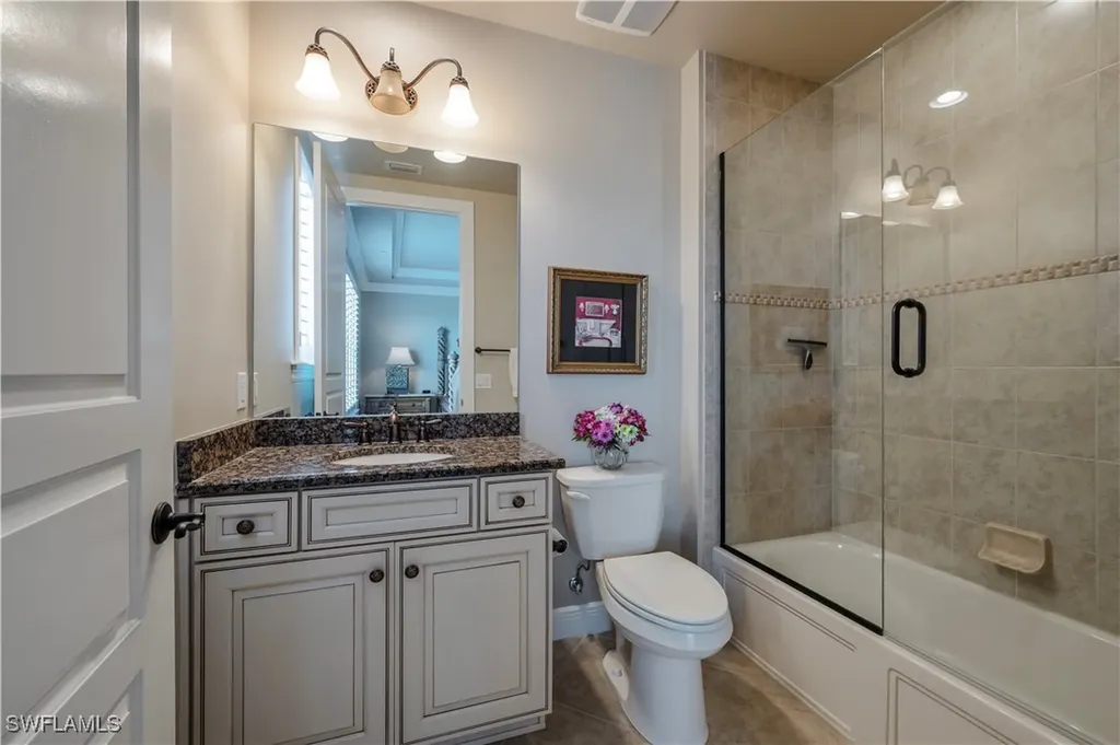 2555 Marquesa Royale Lane Naples FL 34109