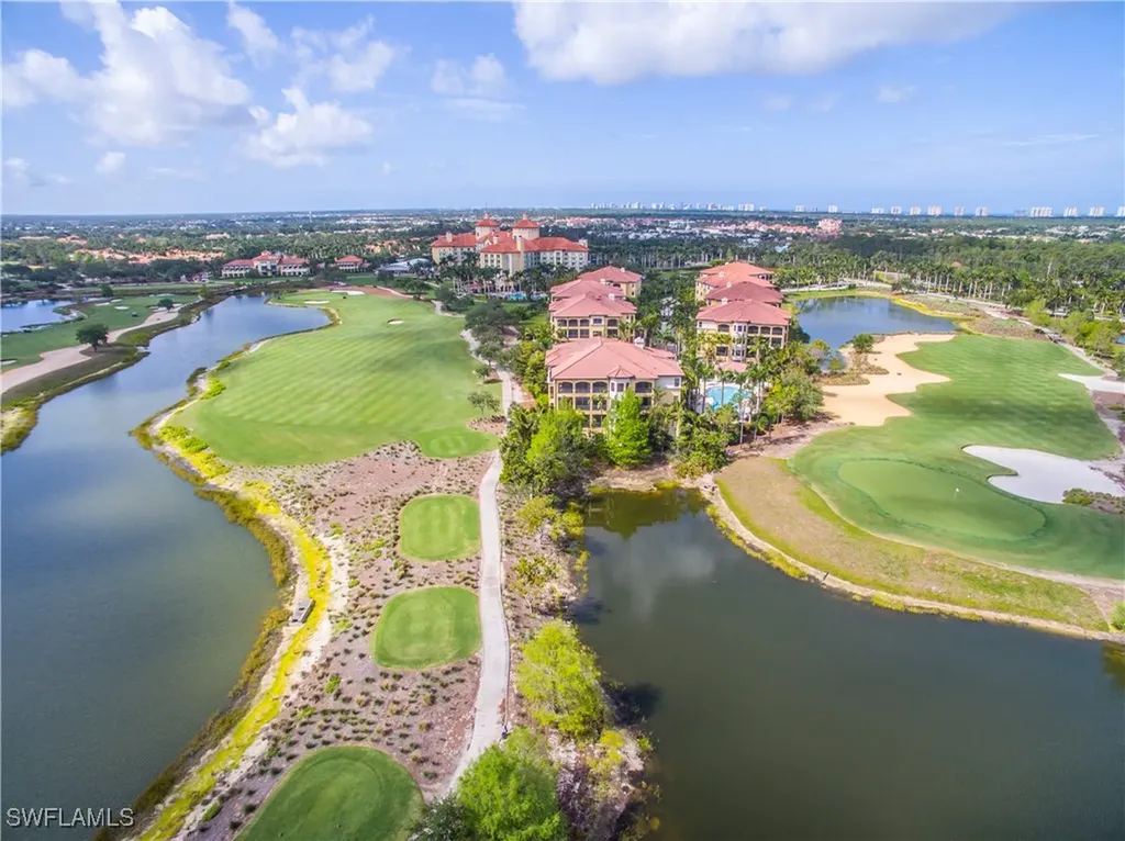 2555 Marquesa Royale Lane Naples FL 34109