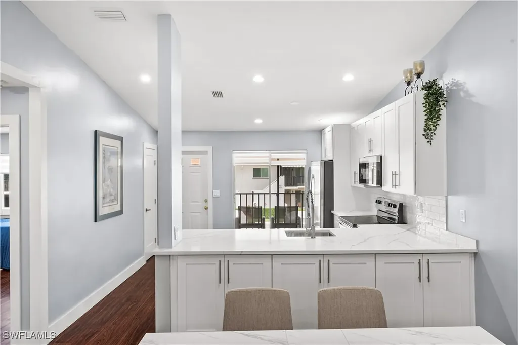 3504 Antarctic Circle S Naples FL 34112