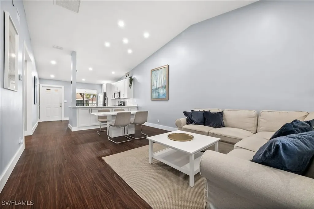 3504 Antarctic Circle S Naples FL 34112
