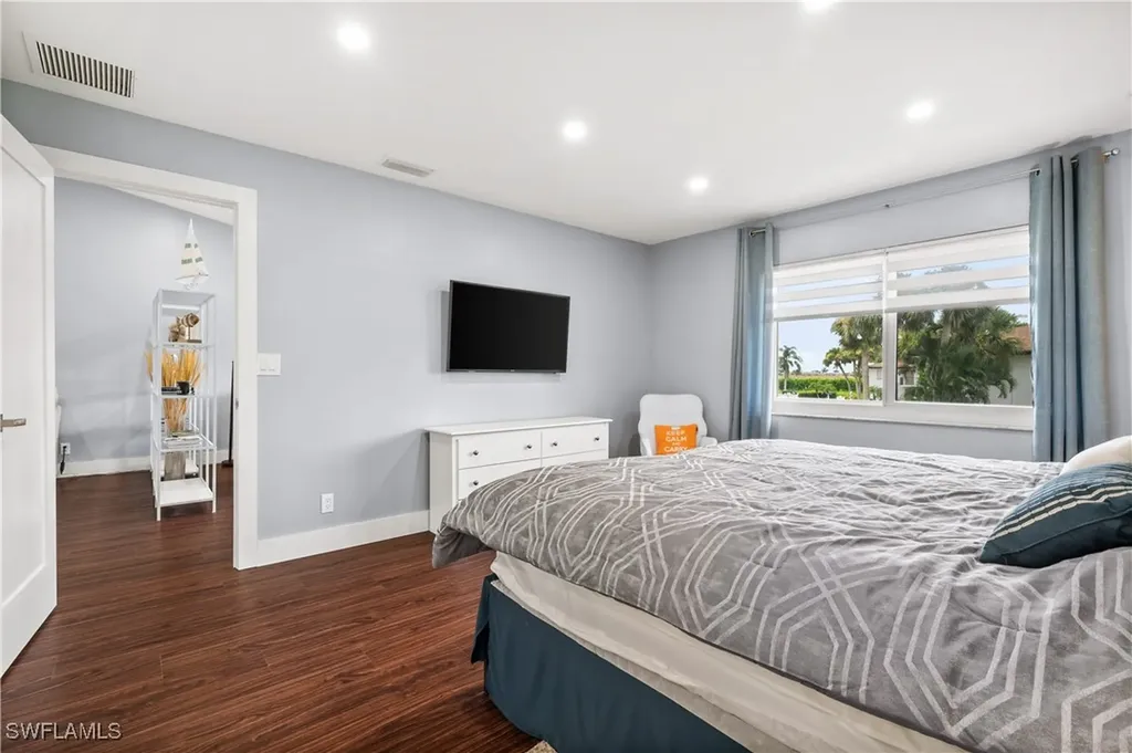 3504 Antarctic Circle S Naples FL 34112