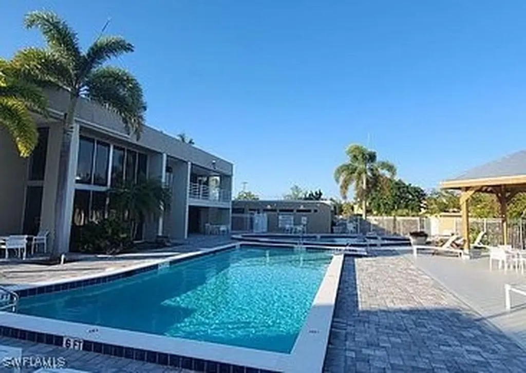 153 Santa Clara Drive Naples FL 34104