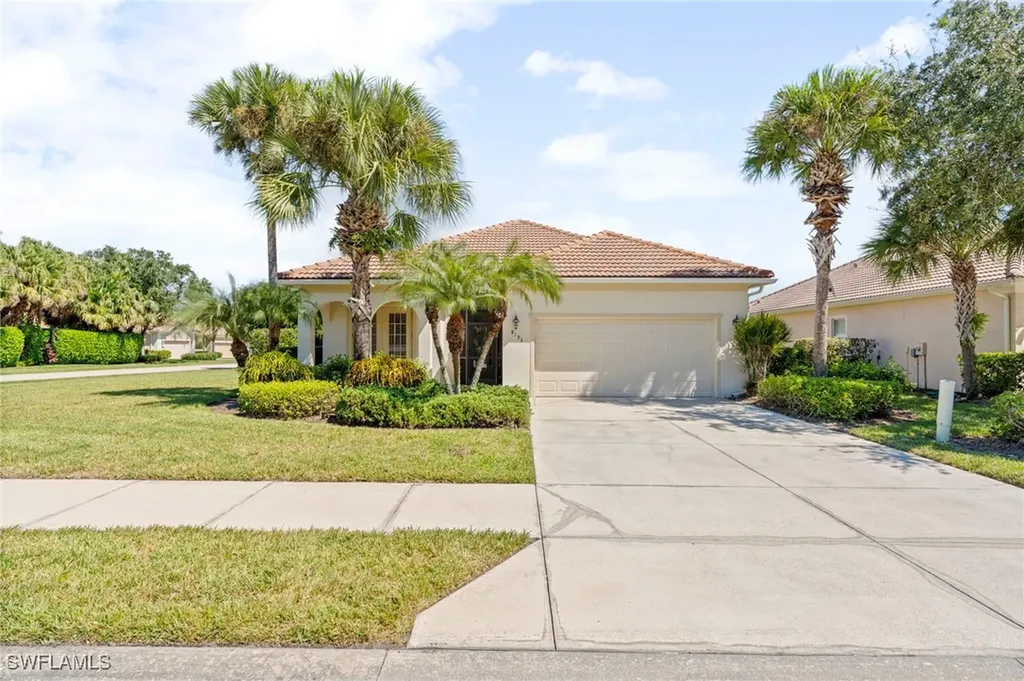 8193 Valiant Drive Naples FL 34104