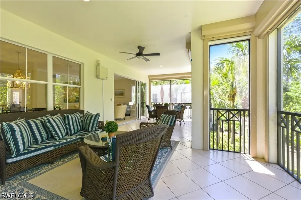 2859 Tiburon Boulevard E Naples FL 34109