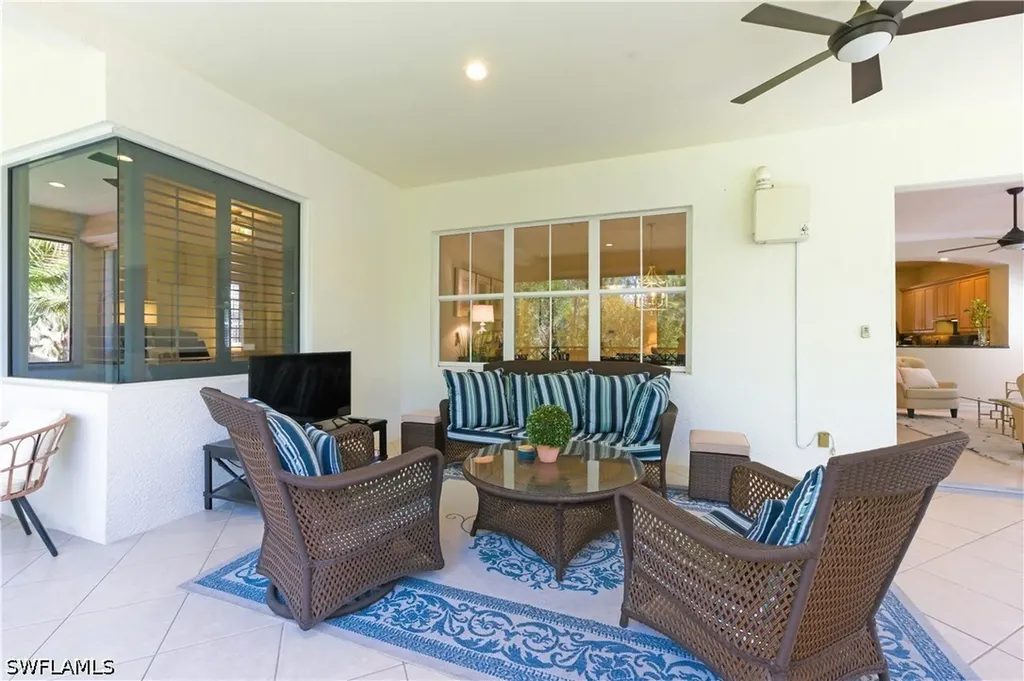 2859 Tiburon Boulevard E Naples FL 34109