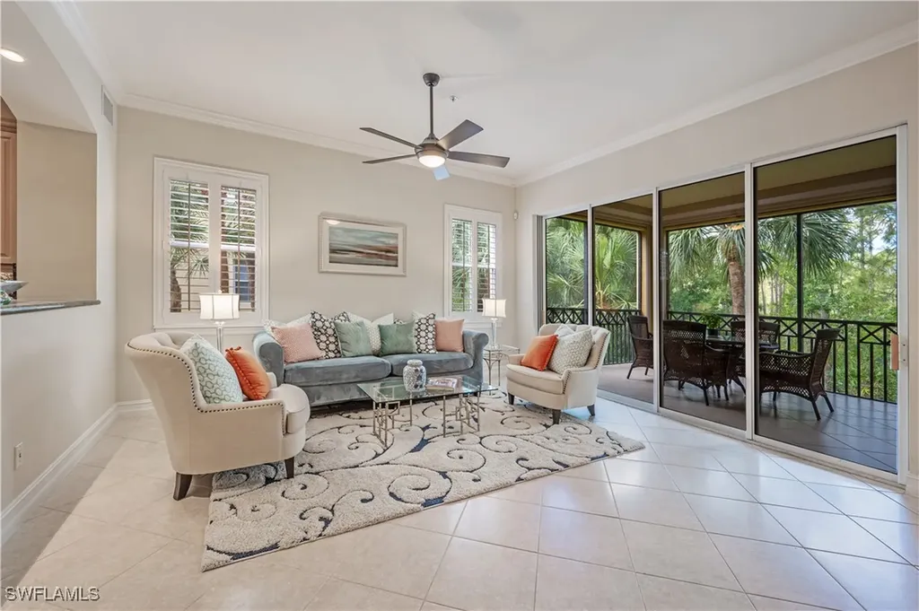 2859 Tiburon Boulevard E Naples FL 34109