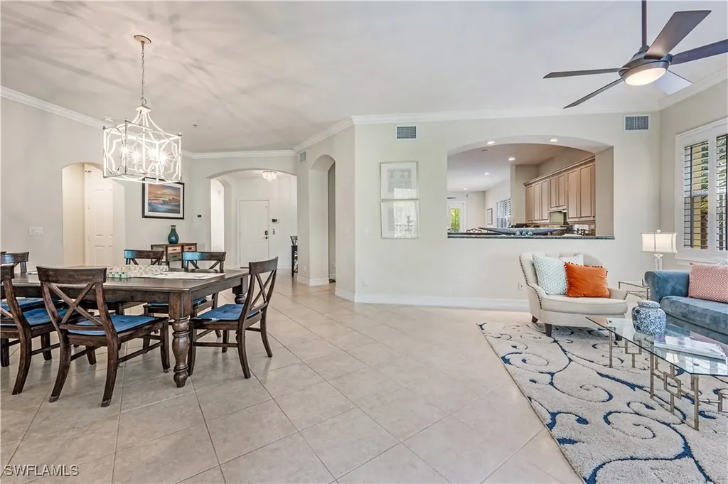 2859 Tiburon Boulevard E Naples FL 34109