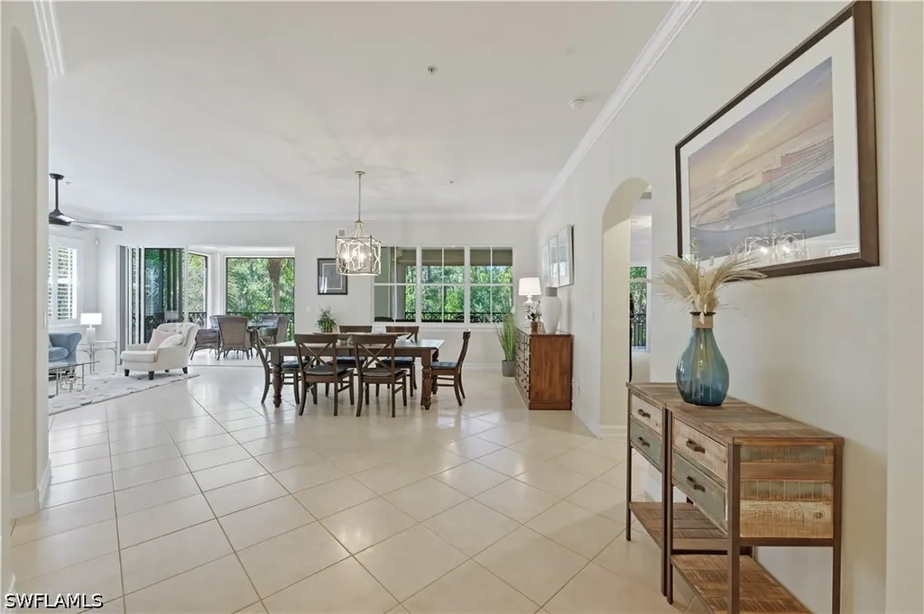 2859 Tiburon Boulevard E Naples FL 34109