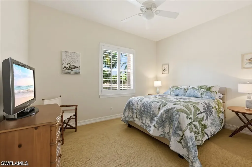 2859 Tiburon Boulevard E Naples FL 34109