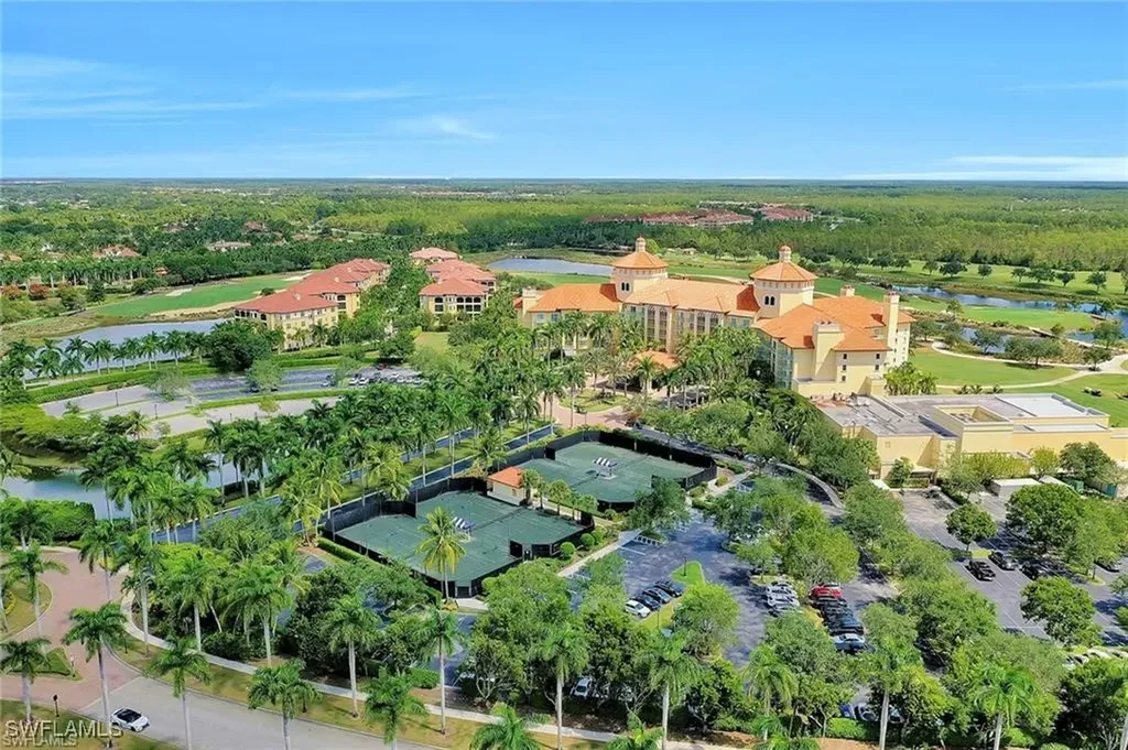 2859 Tiburon Boulevard E Naples FL 34109