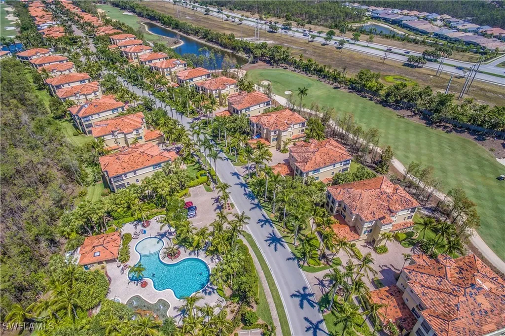 2859 Tiburon Boulevard E Naples FL 34109
