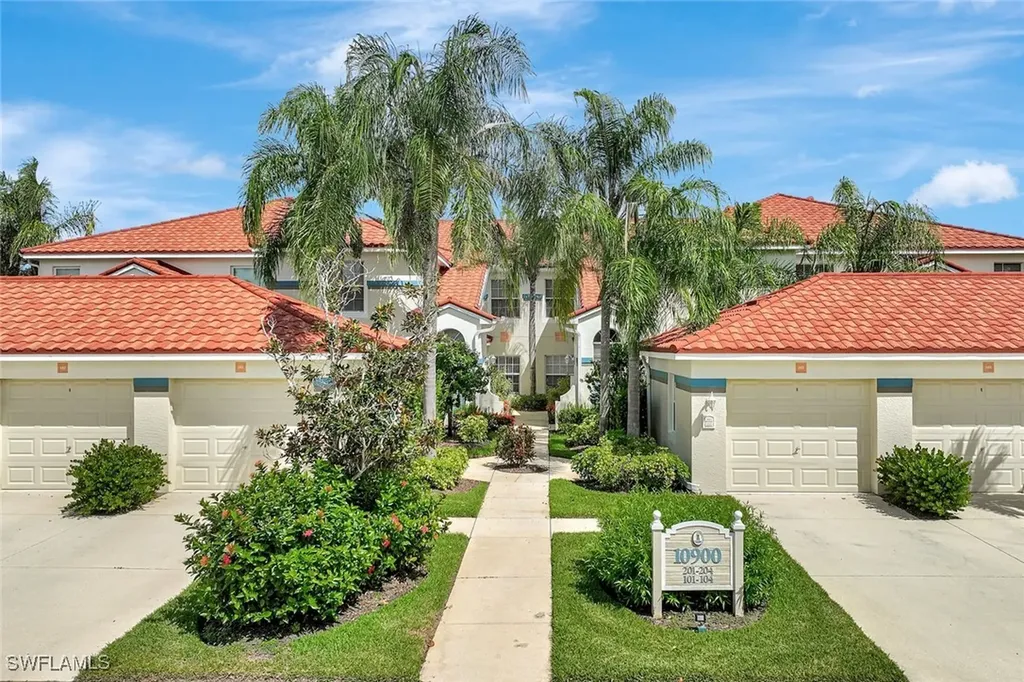 Estero FL, 10900 Santa Margherita Road, Unit 102