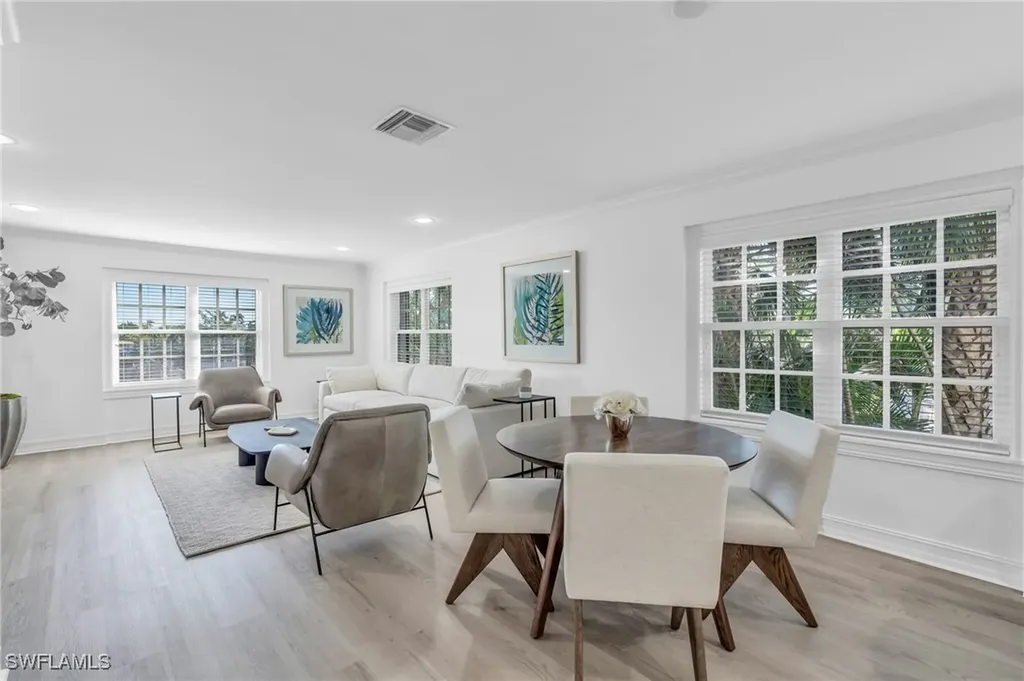 271 Broad Avenue S Naples FL 34102