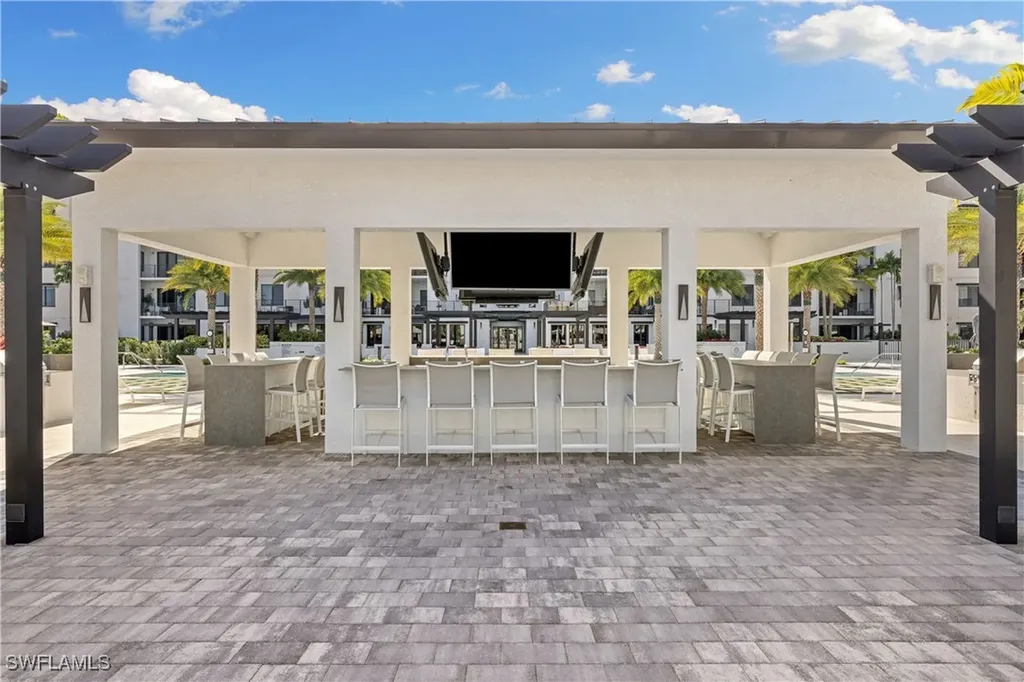 1115 Central Avenue Naples FL 34102
