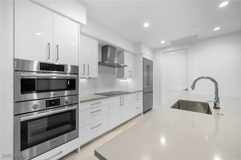 1115 Central Avenue Naples FL 34102