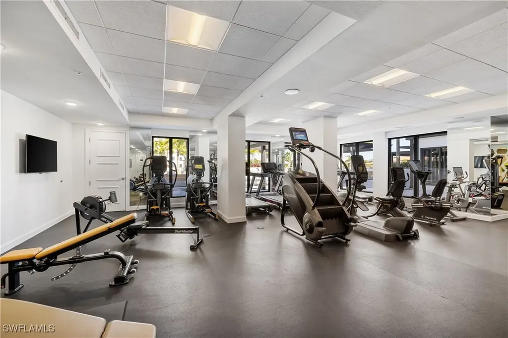1115 Central Avenue Naples FL 34102