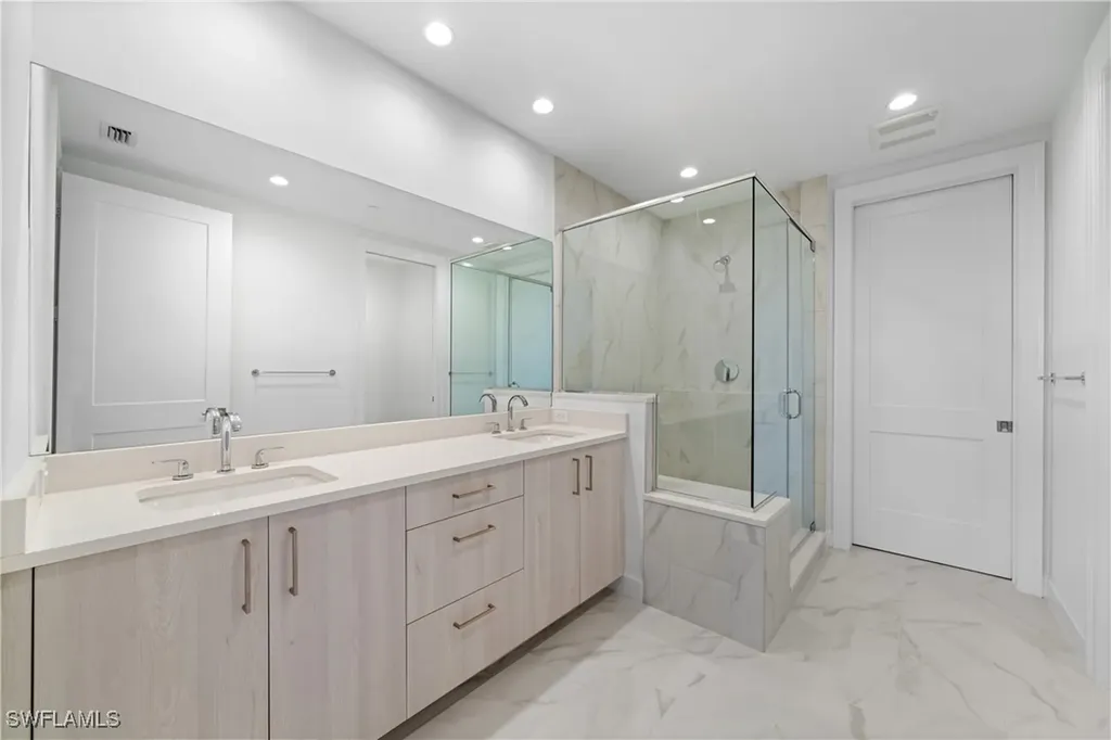 1115 Central Avenue Naples FL 34102