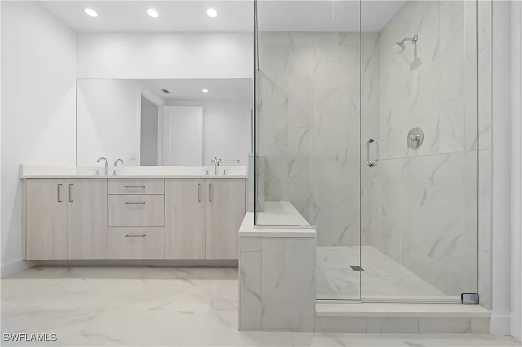 1115 Central Avenue Naples FL 34102
