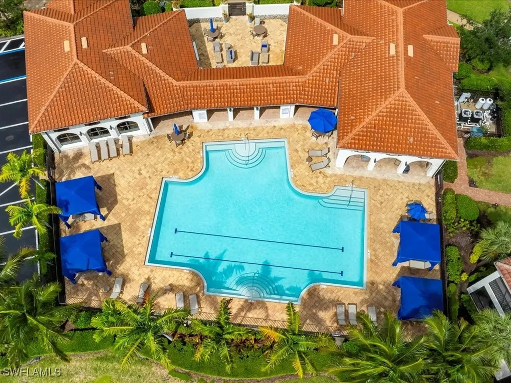 15102 Palmer Lake Circle Naples FL 34109