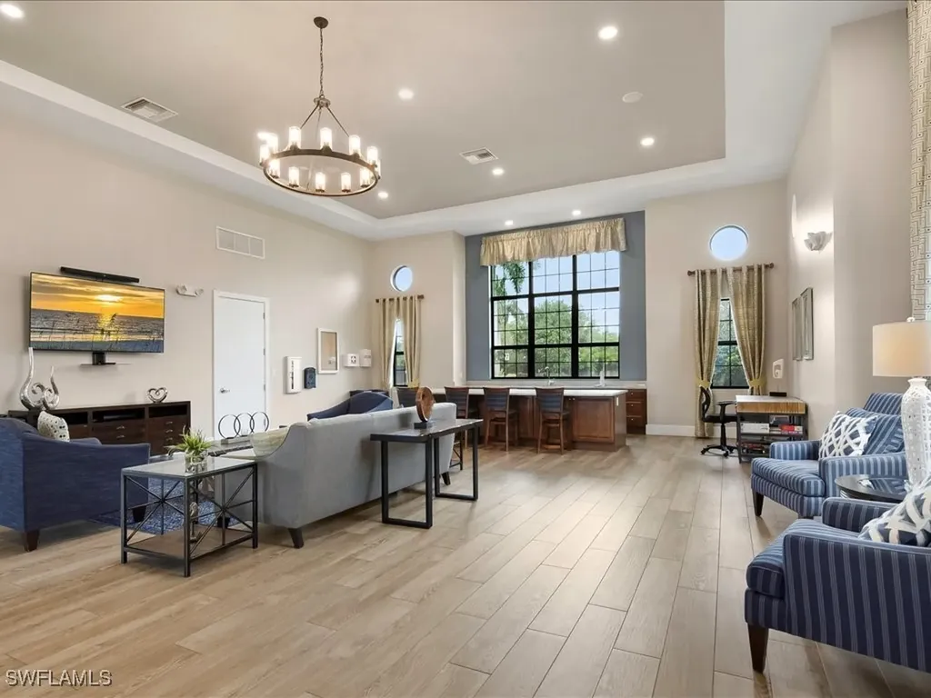 15102 Palmer Lake Circle Naples FL 34109