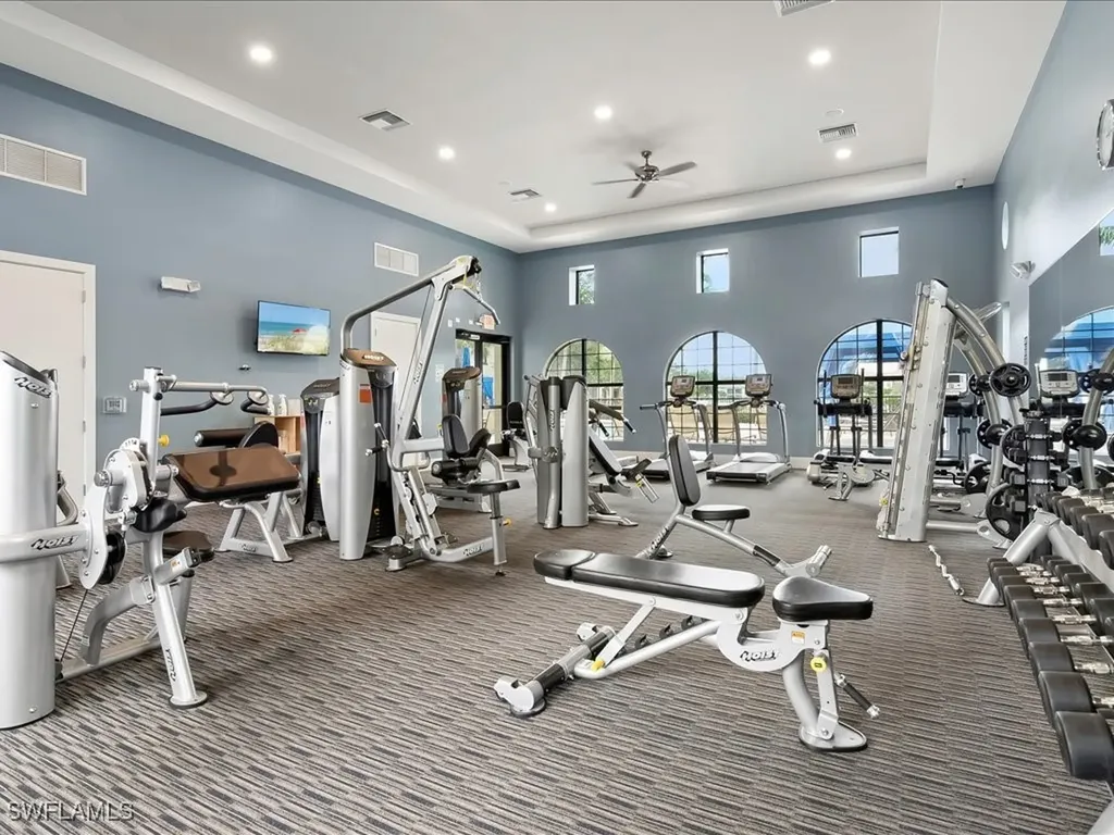 15102 Palmer Lake Circle Naples FL 34109
