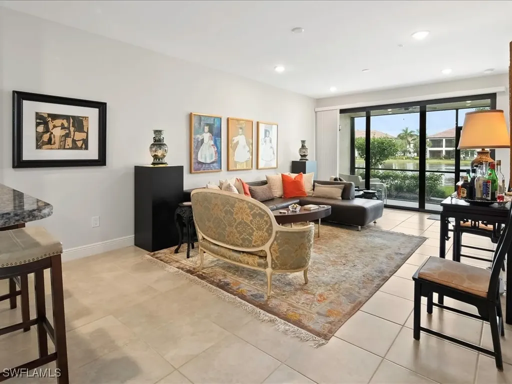 15102 Palmer Lake Circle Naples FL 34109