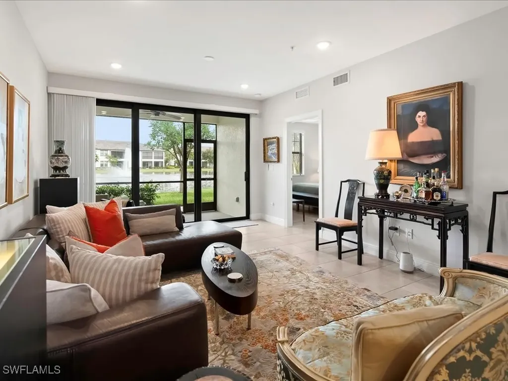15102 Palmer Lake Circle Naples FL 34109