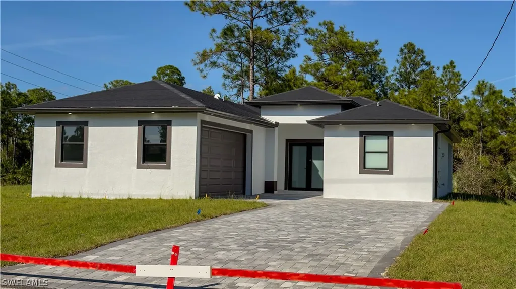 401 E 17th Street Lehigh Acres FL 33972