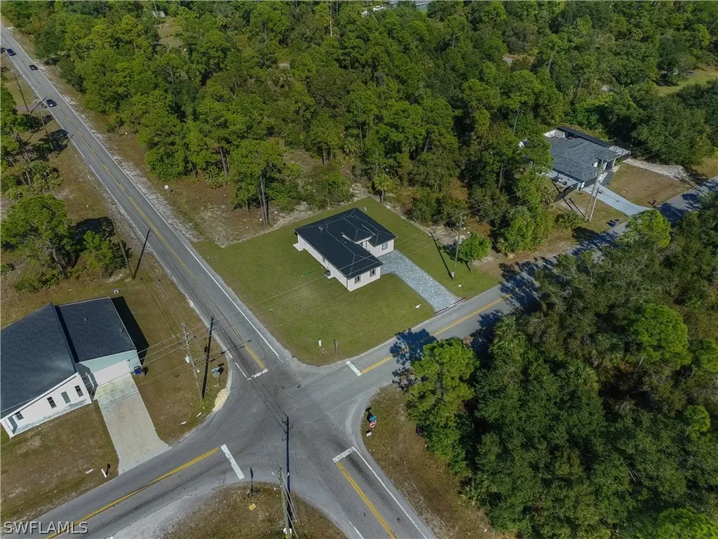 401 E 17th Street Lehigh Acres FL 33972