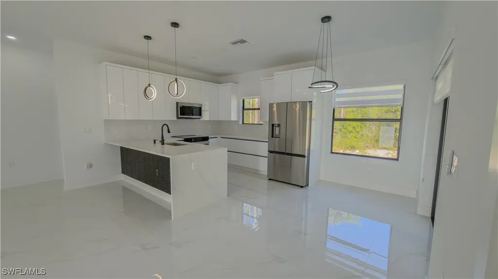 401 E 17th Street Lehigh Acres FL 33972