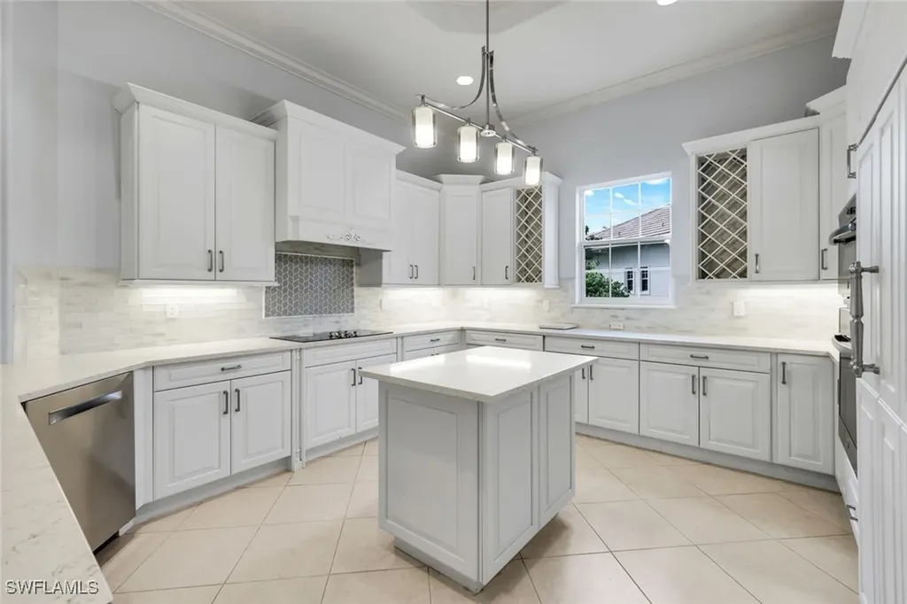 5799 Hammock Isle Drive Naples FL 34119