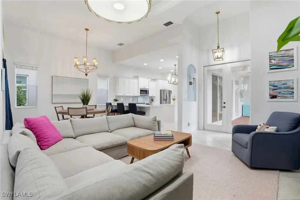 7840 Valencia Court Naples FL 34113